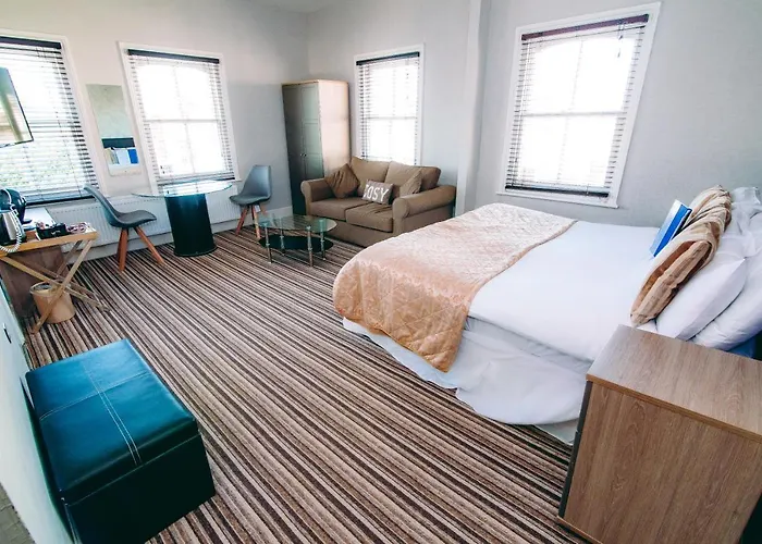 Top Hotels Near Eastbourne's Iconic Bandstand