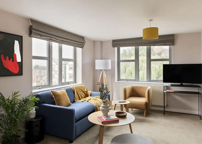 Top Hotels Near Nottingham Trent University